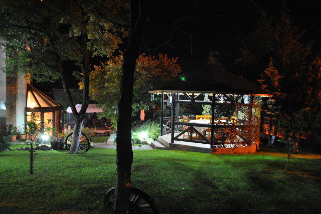 La Marele Moft Otel Slănic Dış mekan fotoğraf